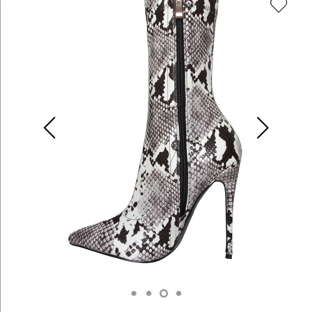 Simmi Snakeskin boots - Picture 4 of 7